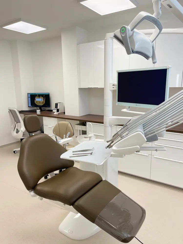 zubná ambulancia senec, zubár v okolí senca, zubná ambulancia Ladento Hurbanova Ves, zubár v senci, dobrý zubár v senci, zubár senec, zubár okres senec, stomatologická ambulancia, rodinný zubár pri senci